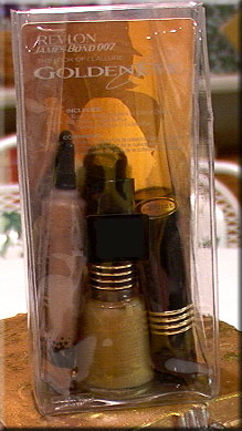 Make-Up kit  from James Bond film 1995 Goldeneye made by  Revlon 