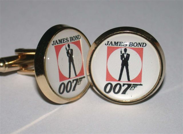 James Bond manchetter  with Bond logo