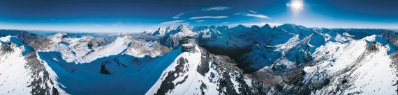 Schilthorn  Alps to Mont-Blanc  revolving restaurant Piz Gloria Schilthorn